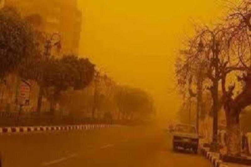 خطر على هذه الفئات..طبيب يحذر من العواصف الترابية