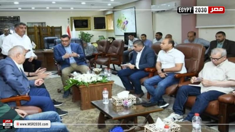 وزير الإسكان 