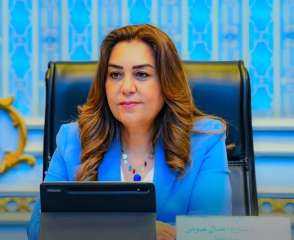 وزيرة التنمية المحلية توجه المحافظات بتيسير مشاركة صاحبات الحرف اليدوية فى المنافذ والمعارض الدائمة