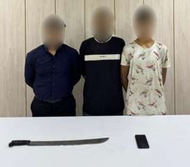 الداخلية تكشف ملابسات فيديو متداول لشخص ونجله يعتديان على موظف بالمعصرة