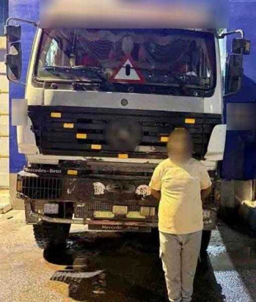 كشف تفاصيل حادث تصادم سيارة نقل بدراجة بخارية على ”دائرى بالجيزة”