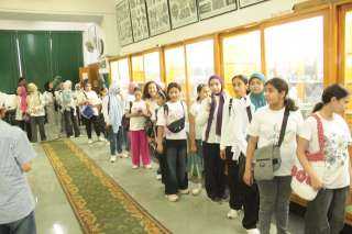 جامعة أسيوط تواصل فعاليات جامعة الطفل بزيارة علمية لكلية العلوم لتعزيز الوعي والمعرفة لدى الأطفال