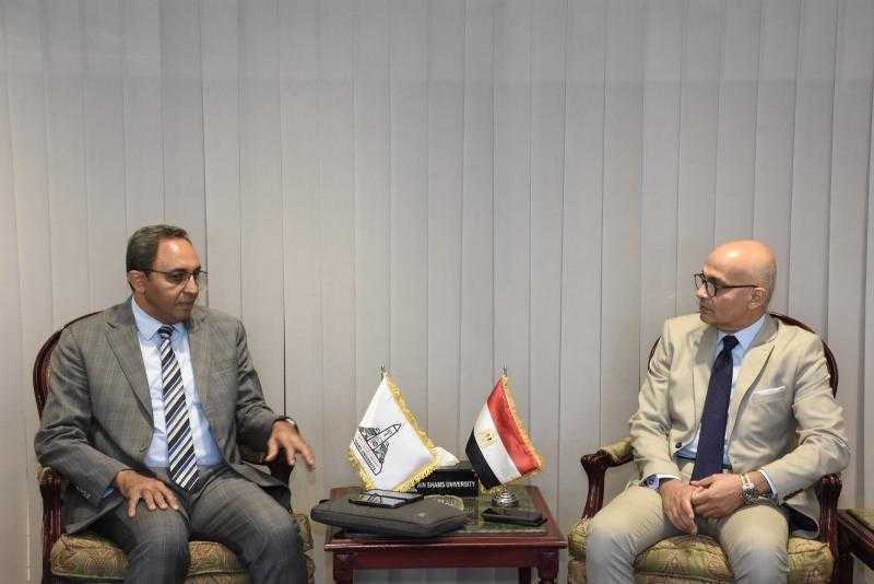 رئيس جامعة عين شمس يستقبل محافظ قنا