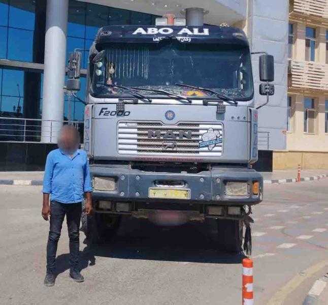 ضبط سائق سيارة نقل ظهر في فيديو يسير برعونة بطريق الدائري تجاه الواحات