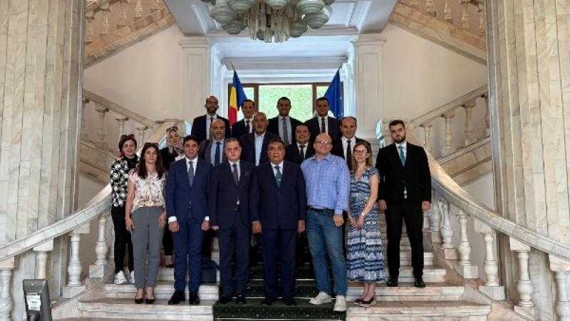 وفد من وزارة التنمية المحلية ومحافظة الدقهلية يزور رومانيا للاستفادة من التجارب الدولية في إدارة المخلفات
