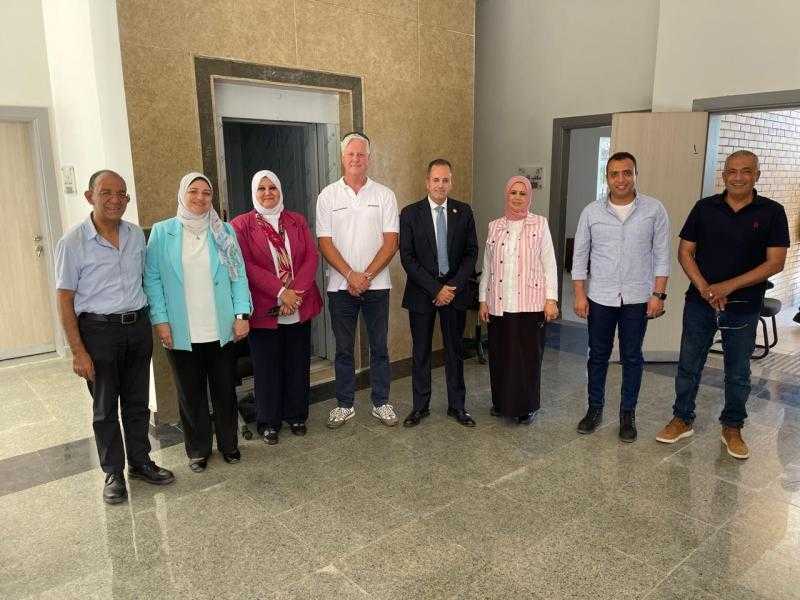 وفد من شركة أوتوبوك الألمانية يزور مصر لتفقد مواقع مراكز التجميع والمواءمة ضمن مشروع توطين صناعة الأطراف الصناعية