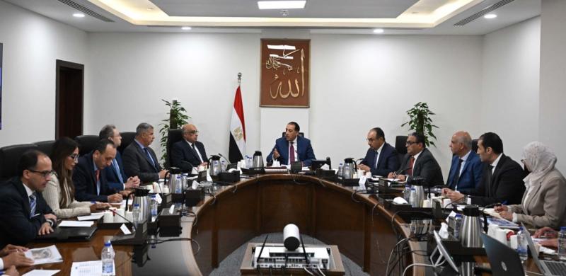 رئيس الوزراء يتابع آليات الاستغلال الأمثل لمبنى قصر القطن بمحافظة الإسكندرية