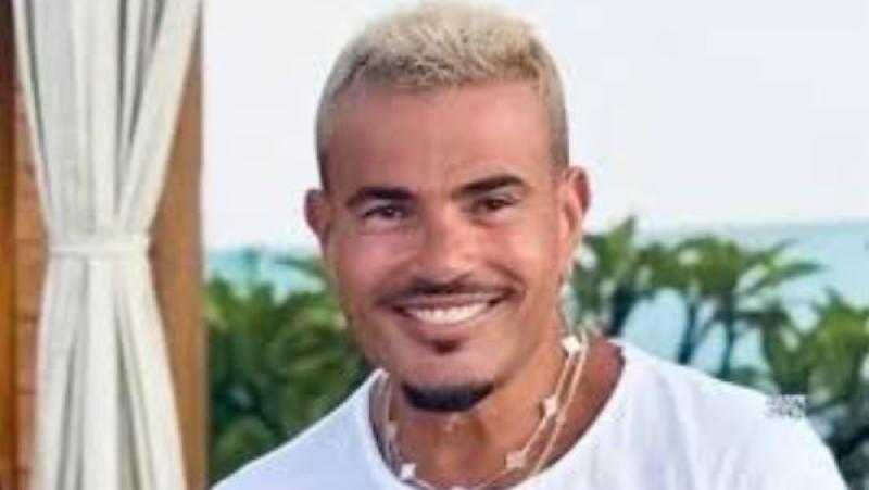 عمرو دياب يستعد لإحياء حفلات غنائية في بيروت والعلمين