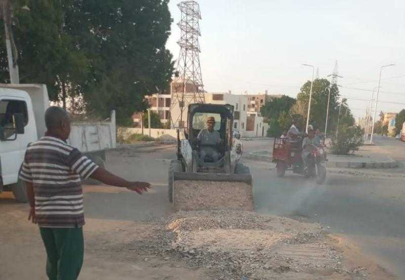 رفع 35 طن قمامة ومخلفات خلال حملات نظافة عامة في مدينة الأقصر
