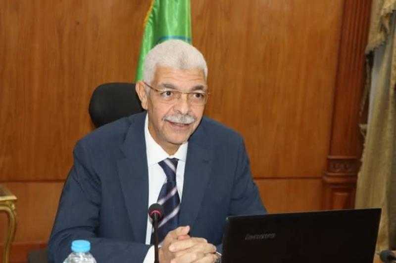 رئيس جامعة المنوفية يعقد لجنتي المكتبة المركزية والمكتبات اون لاين