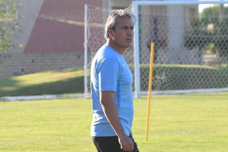 نبيل الكوكي ينعى ميمي عبد الرازق: ”رمزٌ للعطاء والإخلاص في الكرة المصرية”