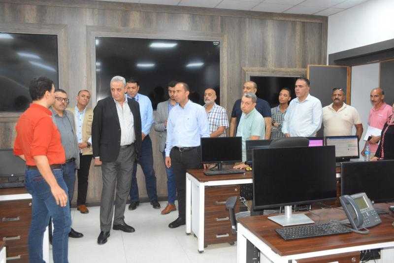 محافظ الغربية يتابع ميدانيًا خدمات الاتصالات من قلب السنترال الرئيسي