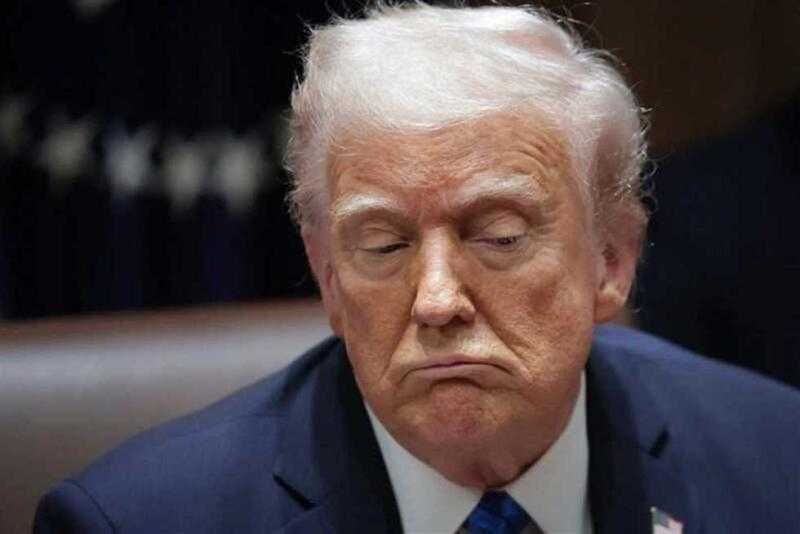 عاجل.. البيت الأبيض يعلن إصابة ترامب بمرض مزمن ويكشف الأسباب