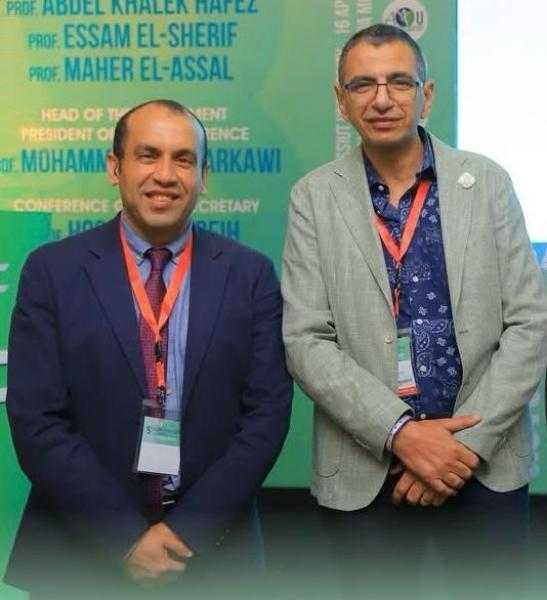 فريق طبي بجامعة أسيوط ينجح في إنقاذ يد طفل بعد بتر شبه كامل نتيجة حادث مؤلم بمفرمة لحم