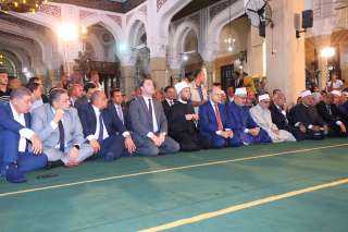 وزير الأوقاف ومفتي الجمهورية ومحافظ كفرالشيخ يؤدون صلاة الجمعة بمسجد سيدي إبراهيم الدسوقي