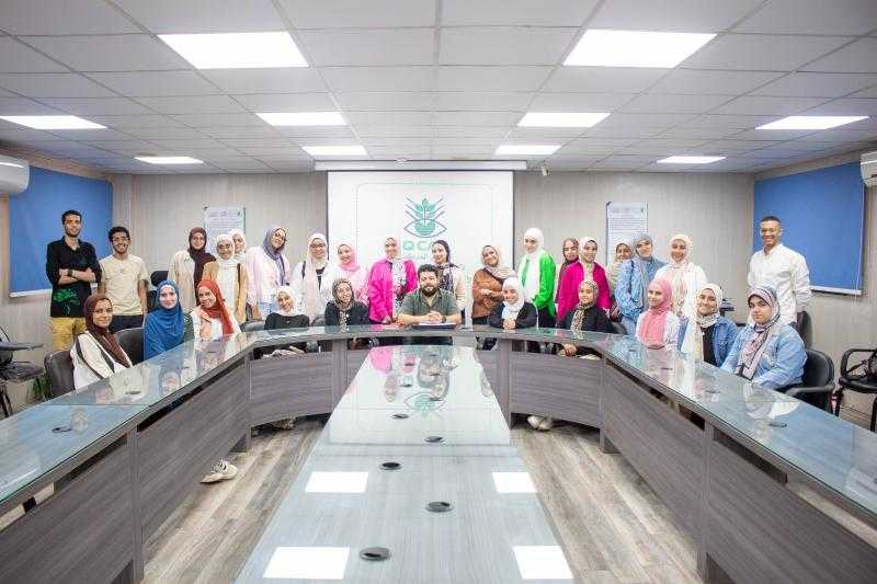 وزارة الزراعة تستقبل طلاب كلية الطب البيطري بجامعة القاهرة في زيارة علمية لمتبقيات المبيدات
