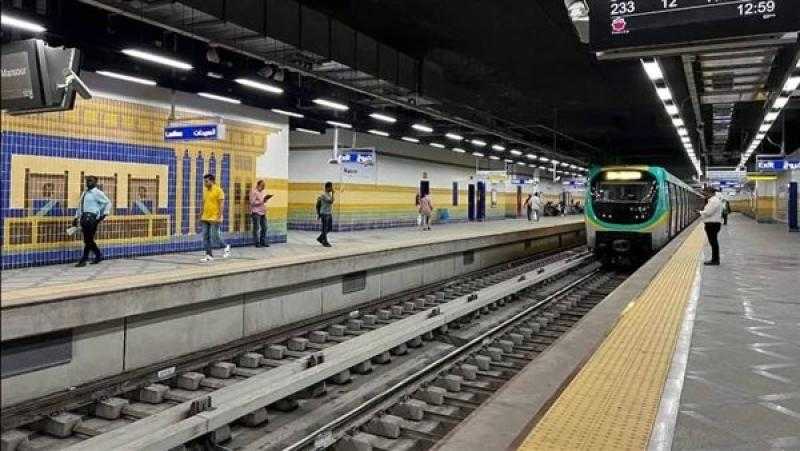 النقل: القبض على شخص خرب ماكينة تذاكر وارتكب أفعالًا فاضحة بمحطة مترو البحوث