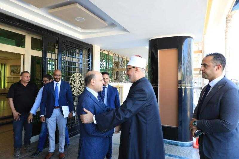 محافظ كفر الشيخ يستقبل مفتي الجمهورية لبحث سبل التعاون