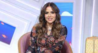 تأجيل أولى جلسات محاكمة مها الصغير بتهمة سرقة لوحات فنية