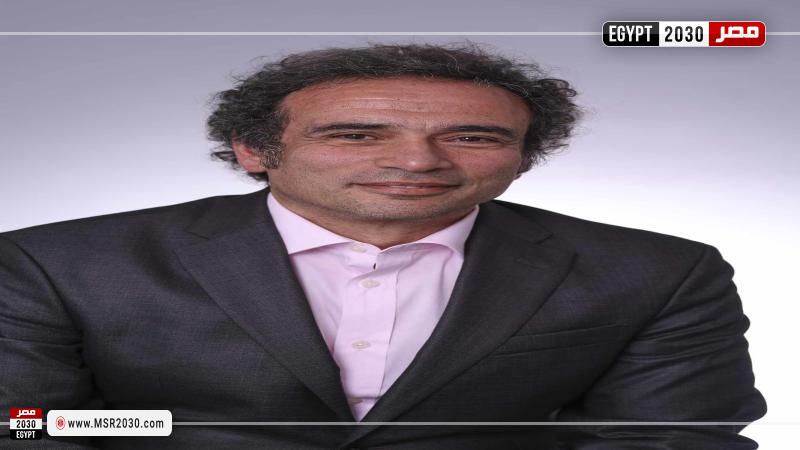 الدكتور عمرو حمزاوي 