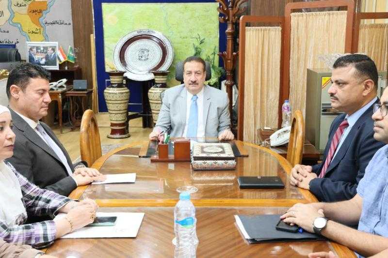محافظ المنوفية يناقش نسب تنفيذ مشروعات الخطة الإستثمارية