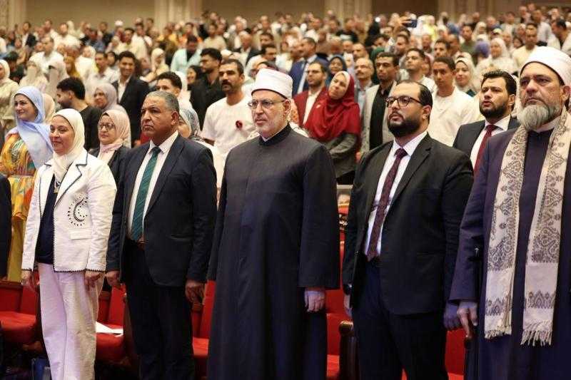 وكيل الأزهر يفتتح احتفالية تخريج الدفعة الـ ٥٣ طب الأزهر بنات