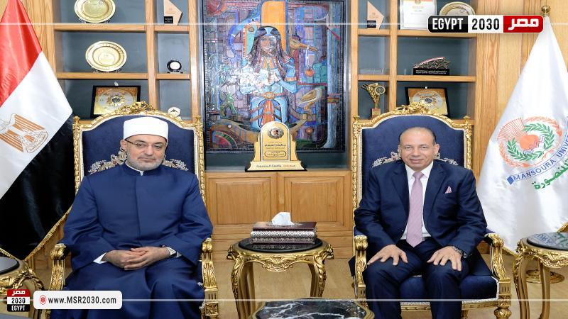 رئيس جامعة المنصورة 