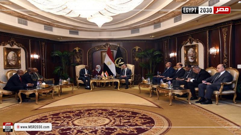 وزير الداخلية يستقبل نظيره بجمهورية القُمر المتحدة 