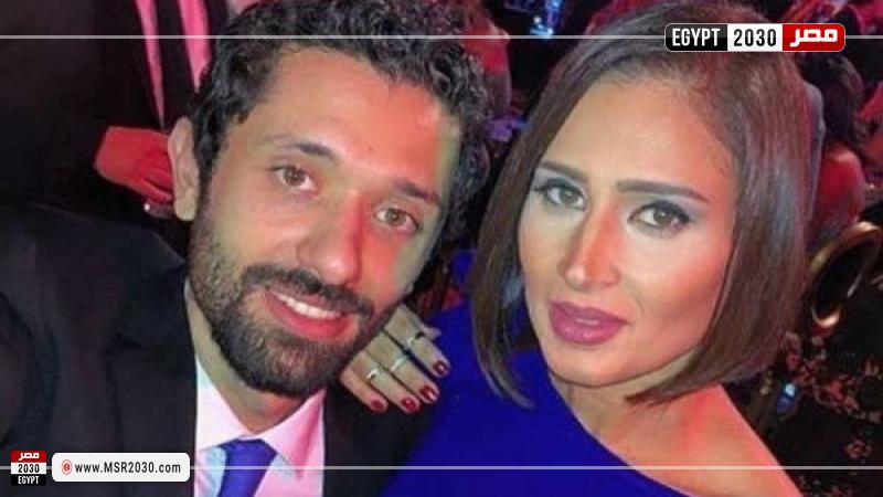 كريم محمود عبدالعزيز وزوجته
