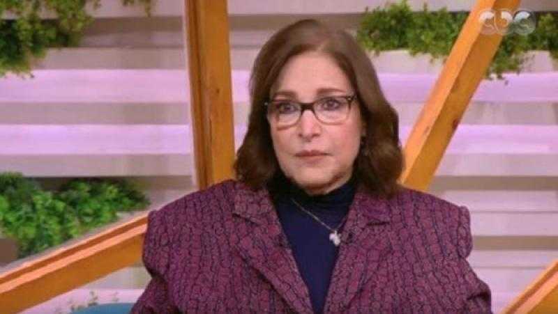 نادية رشاد توضح موقفها من الحجاب