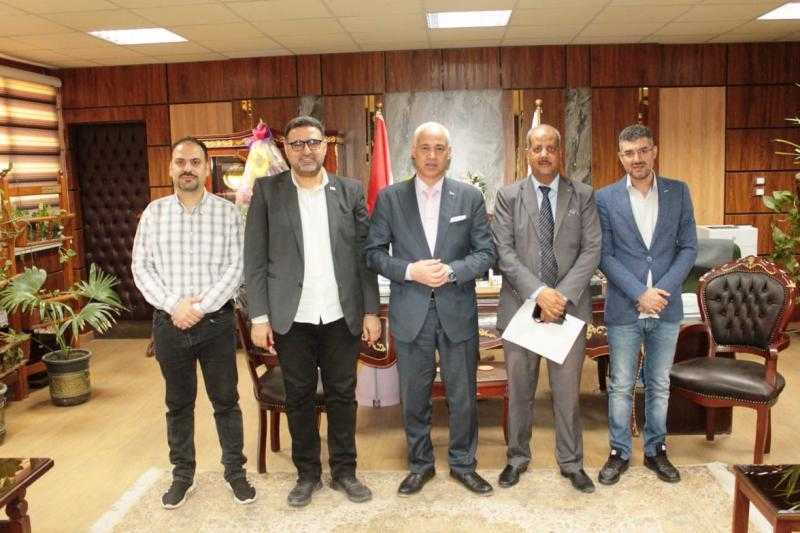 جامعة أسيوط تستقبل لجنة من المجلس الأعلى للجامعات لمتابعة اختبارات القدرات بكلية الفنون الجميلة