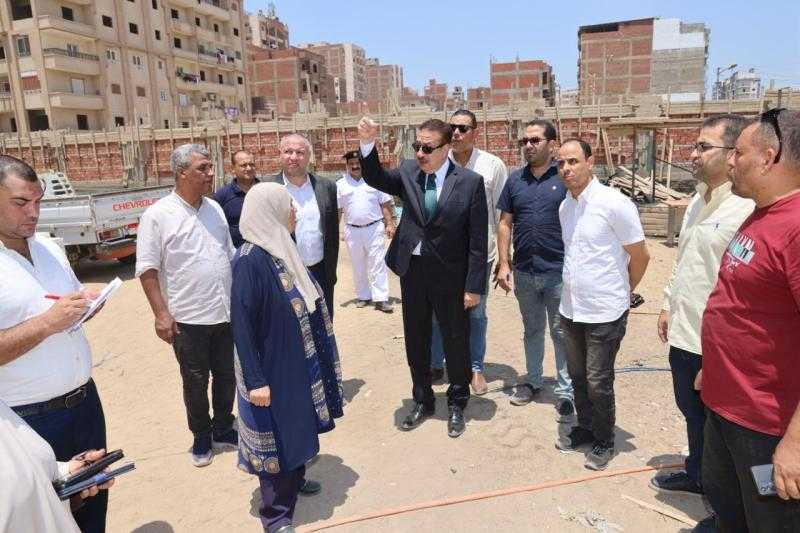 محافظ المنوفية يتفقد إنشاءات المدارس الجديدة بأحياء شرق وغرب شبين الكوم
