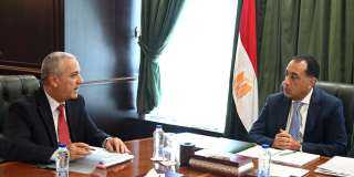 رئيس الوزراء يستعرض مع رئيس «الوطنية للصحافة» عددًا من الموضوعات والملفات