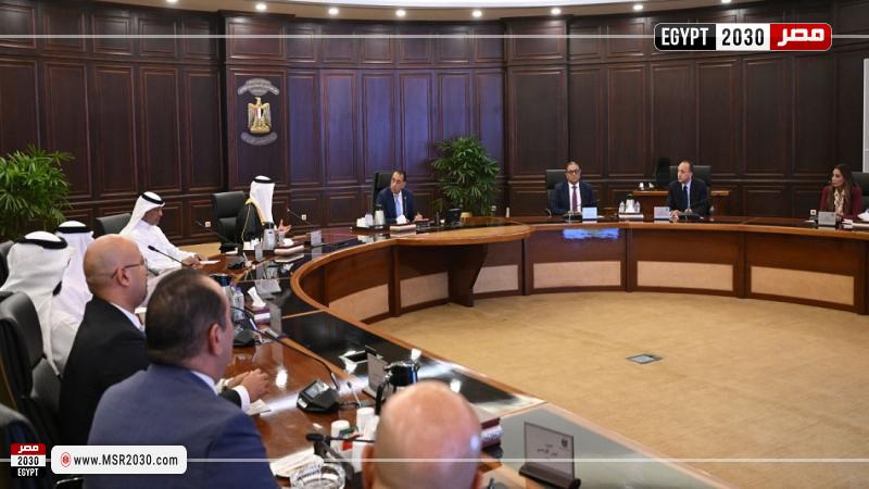 الدكتور مصطفى مدبولي رئيس مجلس الوزراء خلال الاجتماع
