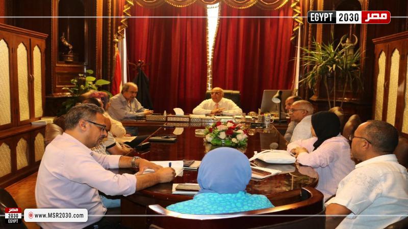الدكتور حسام شوقي رئيس مركز بحوث الصحراء يستقبل وفدًا من بنك الطعام المصري