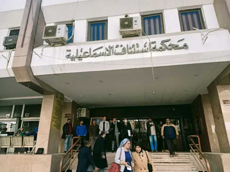 غدا .. محاكمة قاتل زميله وتقطيع جثته بالإسماعيلية