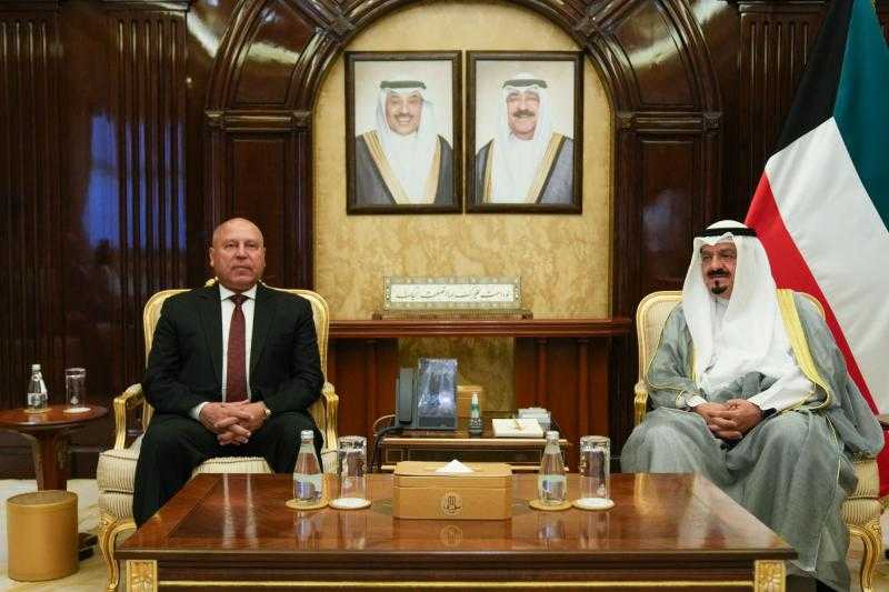 رئيس مجلس الوزراء الكويتي يستقبل وزير الصناعة والنقل المصرى لبحث تدعيم التعاون المشترك