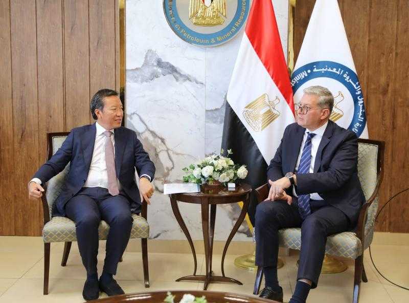 وزير البترول يستقبل نائب الرئيس التنفيذي لشركة بريتش بتروليوم BP العالمية