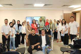 لجان تحكيم الإنتاج العملى لطلاب قسم الاتصالات التسويقية بكلية الإعلام جامعة عين شمس بحضور خبراء التسويق والاعلان