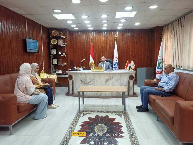 وكيل وزارة الصحة بالشرقية يستقبل زيارة إشرافية لمتابعة أعمال عيادات الشباب والمراهقين