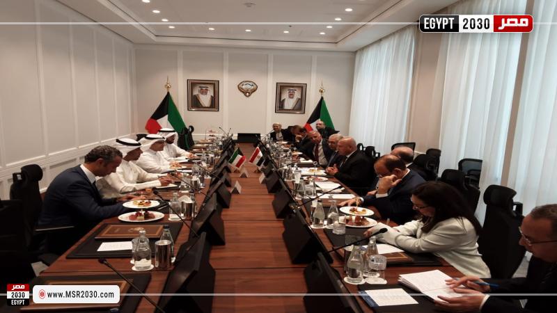 لقاء وزير الصناعة والنقل مع وزير الدولة لشؤون البلدية والإسكان الكويتي