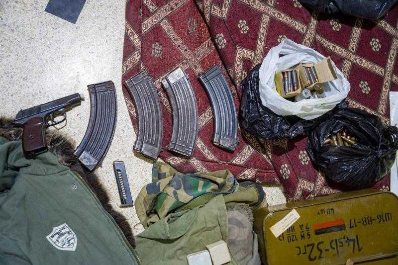 عاجل.. الاحتلال يعلن اعتقال تجار أسلحة جنوب سوريا