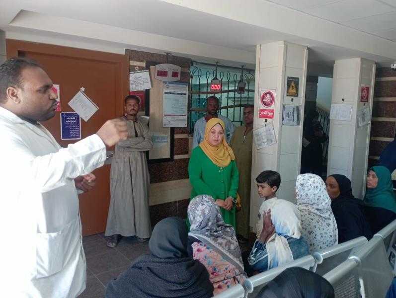 وحدة السكان بالأقصر تنظم ندوة عن تنظيم الأسرة بنجع أحمد سعيد بمدينة إسنا