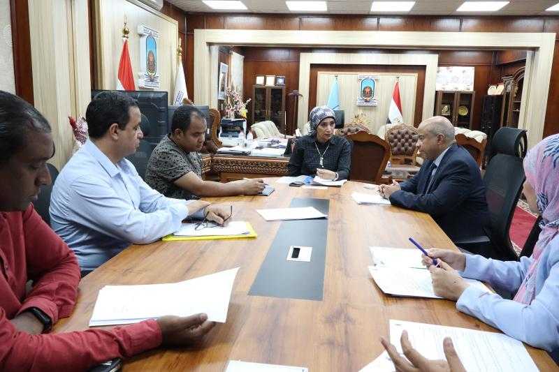 رئيس جامعة الأقصر تترأس الاجتماع الـ47 لمجلس شؤون البيئة وتنمية المجتمع