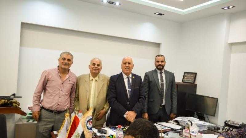”المصريين الأحرار” يناقش مستجدات حملة دعم مرشحه للشيوخ بالإسكندرية