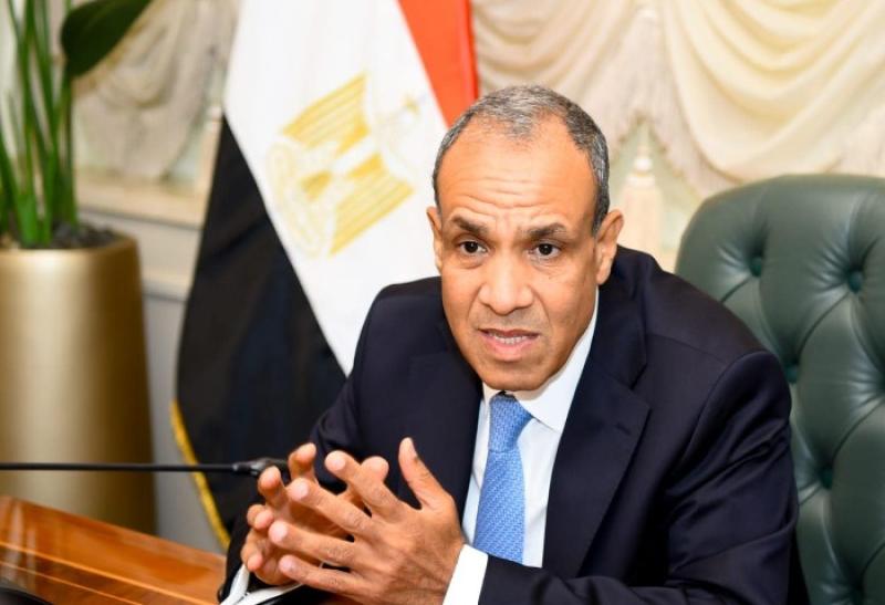 وزير الخارجية والهجرة