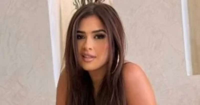 ياسمين عبدالعزيز 