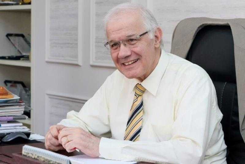 باحثان فى الجامعة المصرية الروسية يحصلان على جائزة أفضل دكتوراه وماجستير