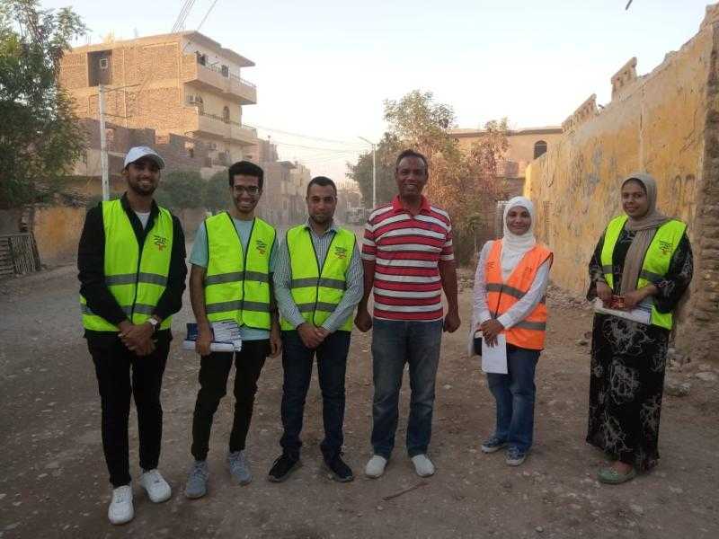 حماية الطفل بالأقصر وصندوق مكافحة الإدمان يطلقان حملة توعوية لتوزيع ملصقات ومنشورات في الشوارع للتحذير من مخاطر الإدمان