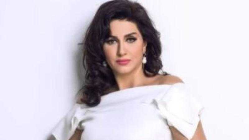 وفاء عامر ترد على اتهامات بتجارة الأعضاء برسالة غامضة